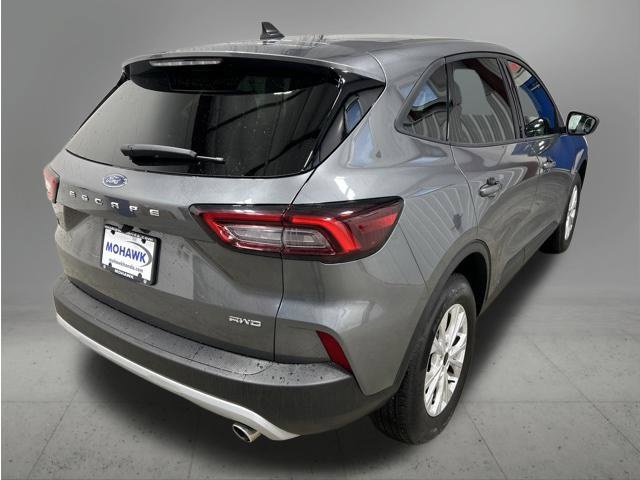 Used 2025 Ford Escape Active w/ Cold Weather Package AWD/4WD image 5
