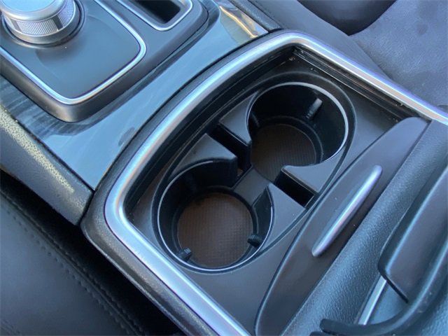 Used 2022 Chrysler 300 Touring w/ Sport Appearance Package image 16