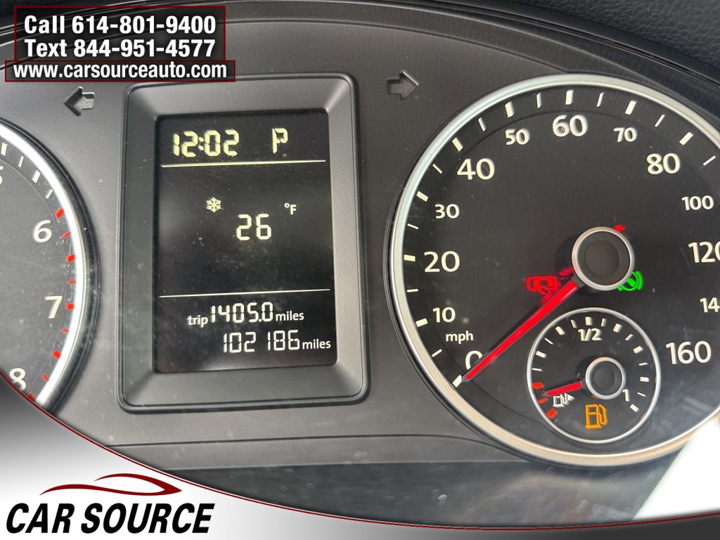 Used 2011 Volkswagen Tiguan S image 9