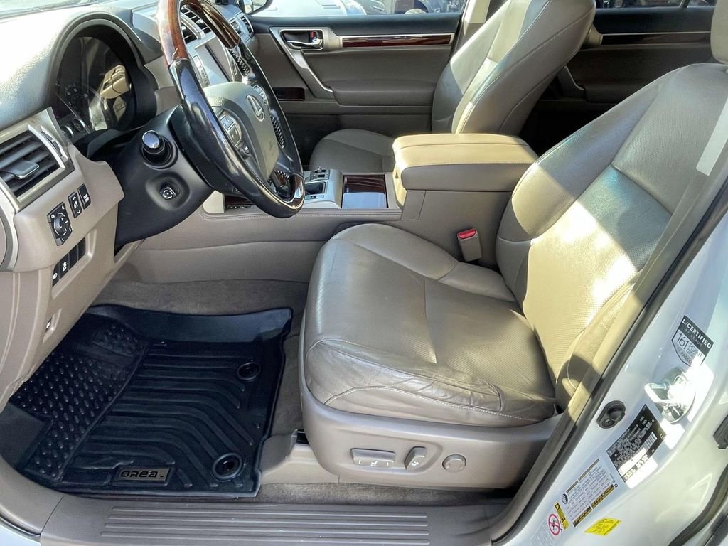 Used 2017 Lexus GX 460 Premium image 15