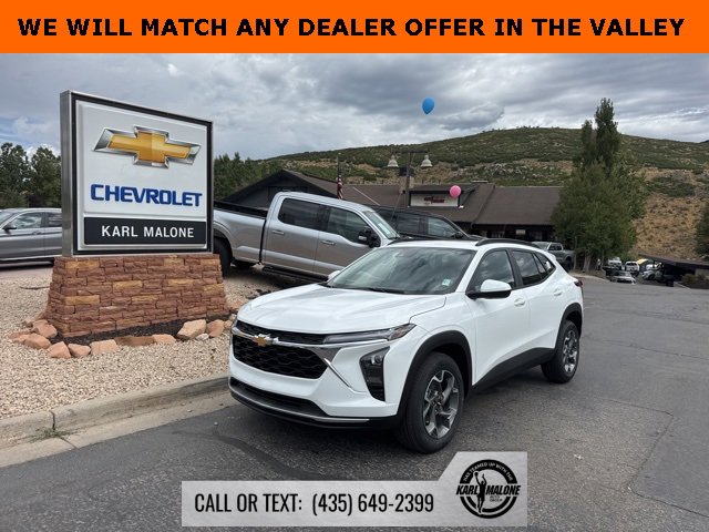 New 2026 Chevrolet Trax LT w/ Sunroof Package
