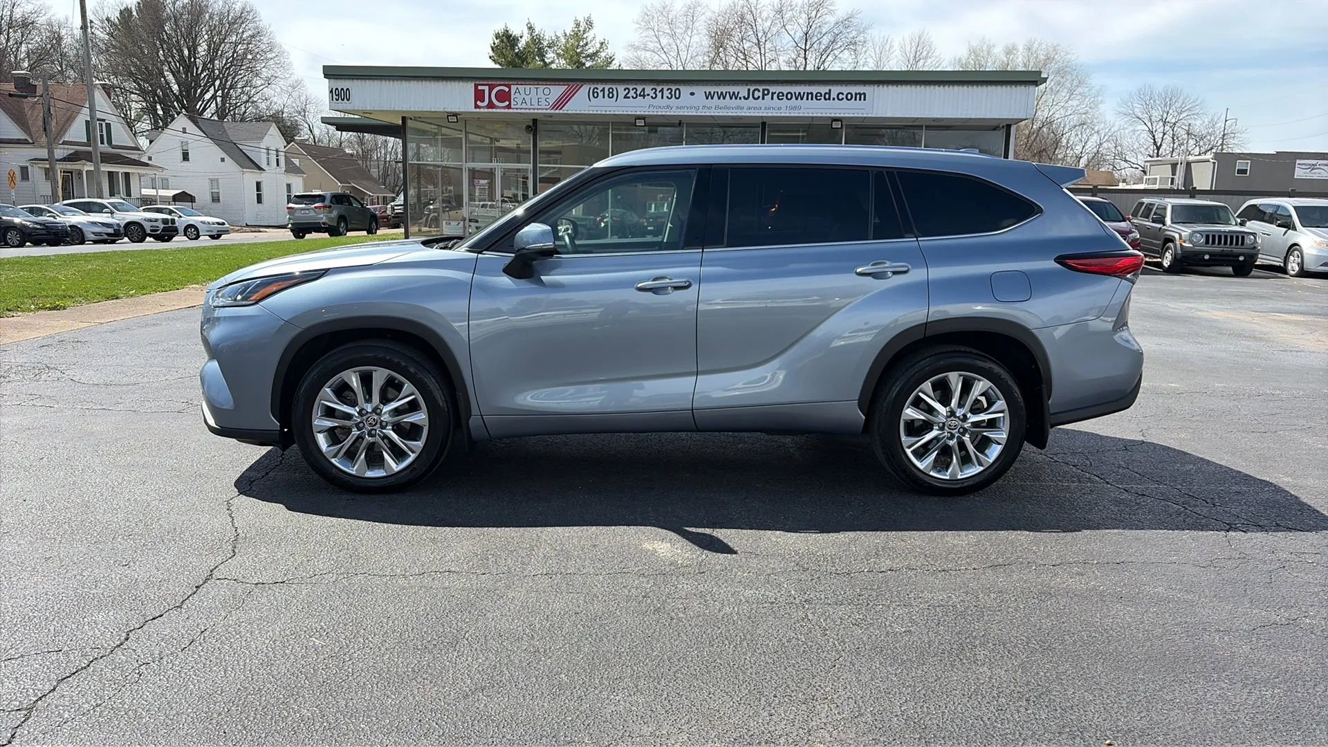 Used 2021 Toyota Highlander Limited image 8