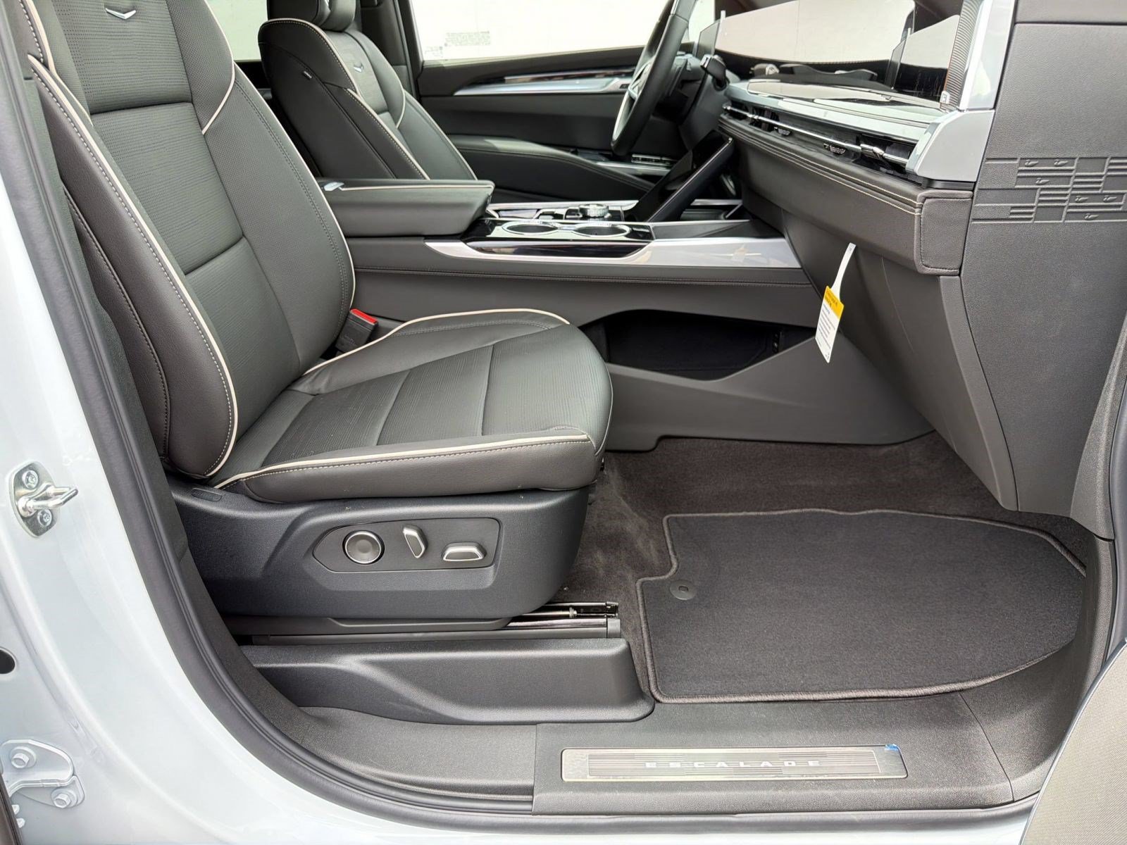 New 2026 Cadillac Escalade Sport w/ Touring Package AWD/4WD image 23