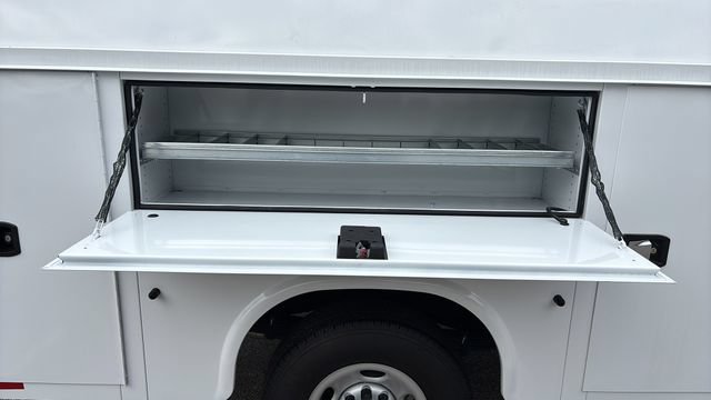 New 2025 Chevrolet Express 3500 w/ Power Convenience Package RWD image 24