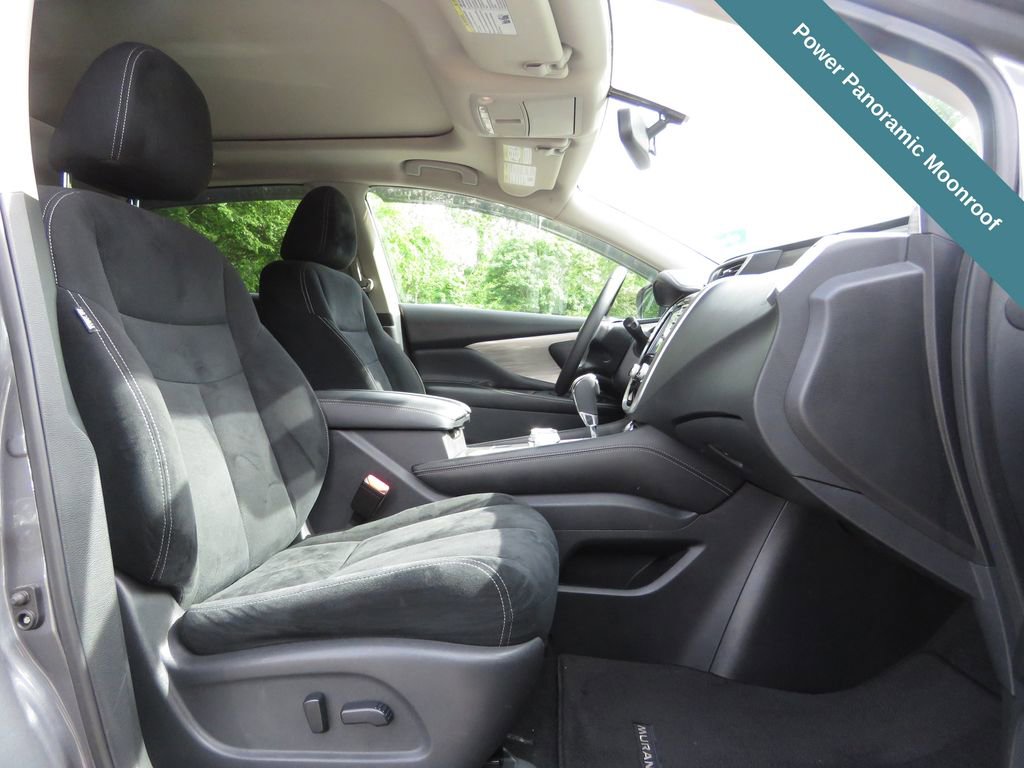 Used 2018 Nissan Murano SV w/ Premium Package AWD/4WD image 13
