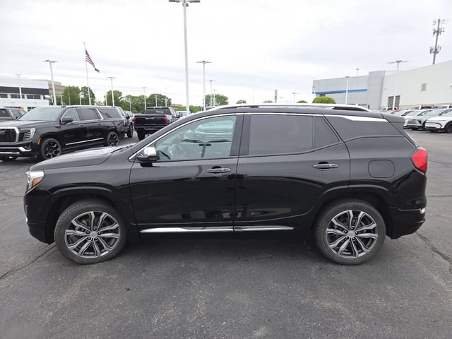 Used 2018 GMC Terrain Denali w/ Advanced Safety Package AWD/4WD image 22