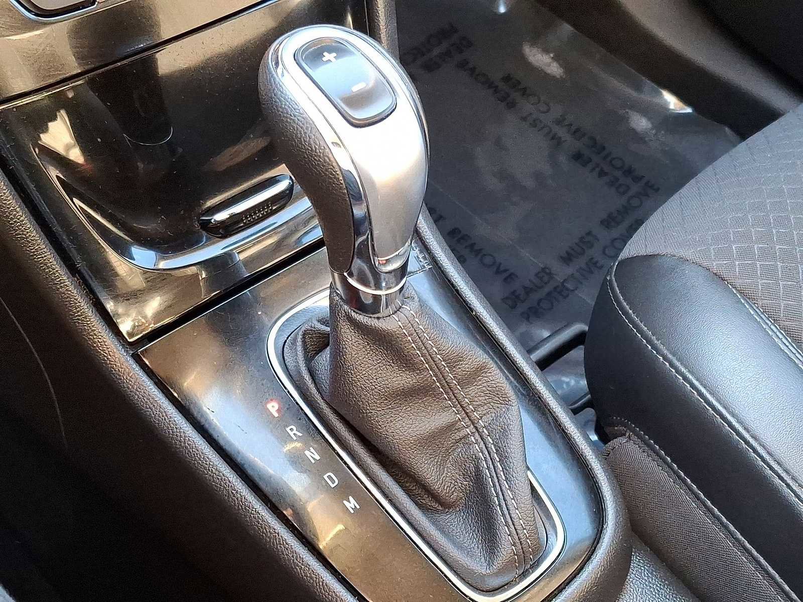 Used 2022 Buick Encore Preferred w/ Safety Package image 21