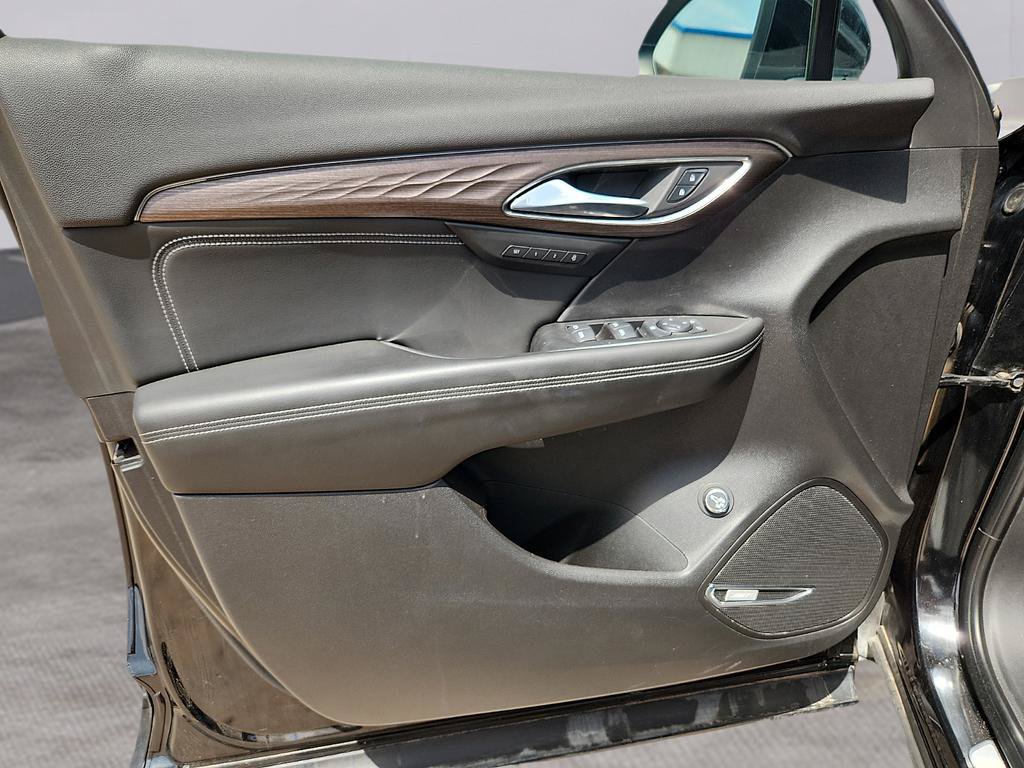 Used 2023 Buick Envision Avenir FWD image 11