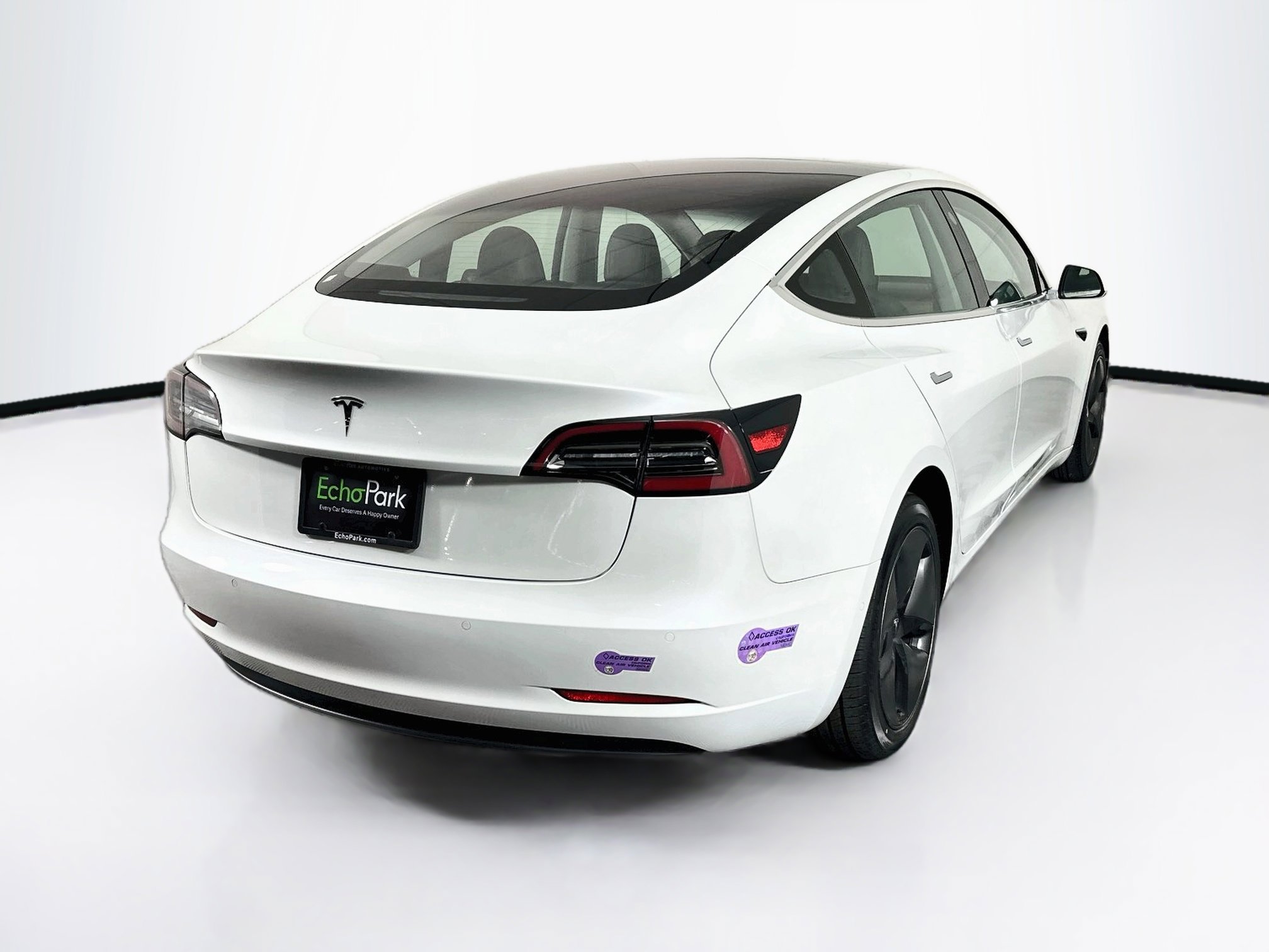 Used 2018 Tesla Model 3 Mid Range RWD image 9