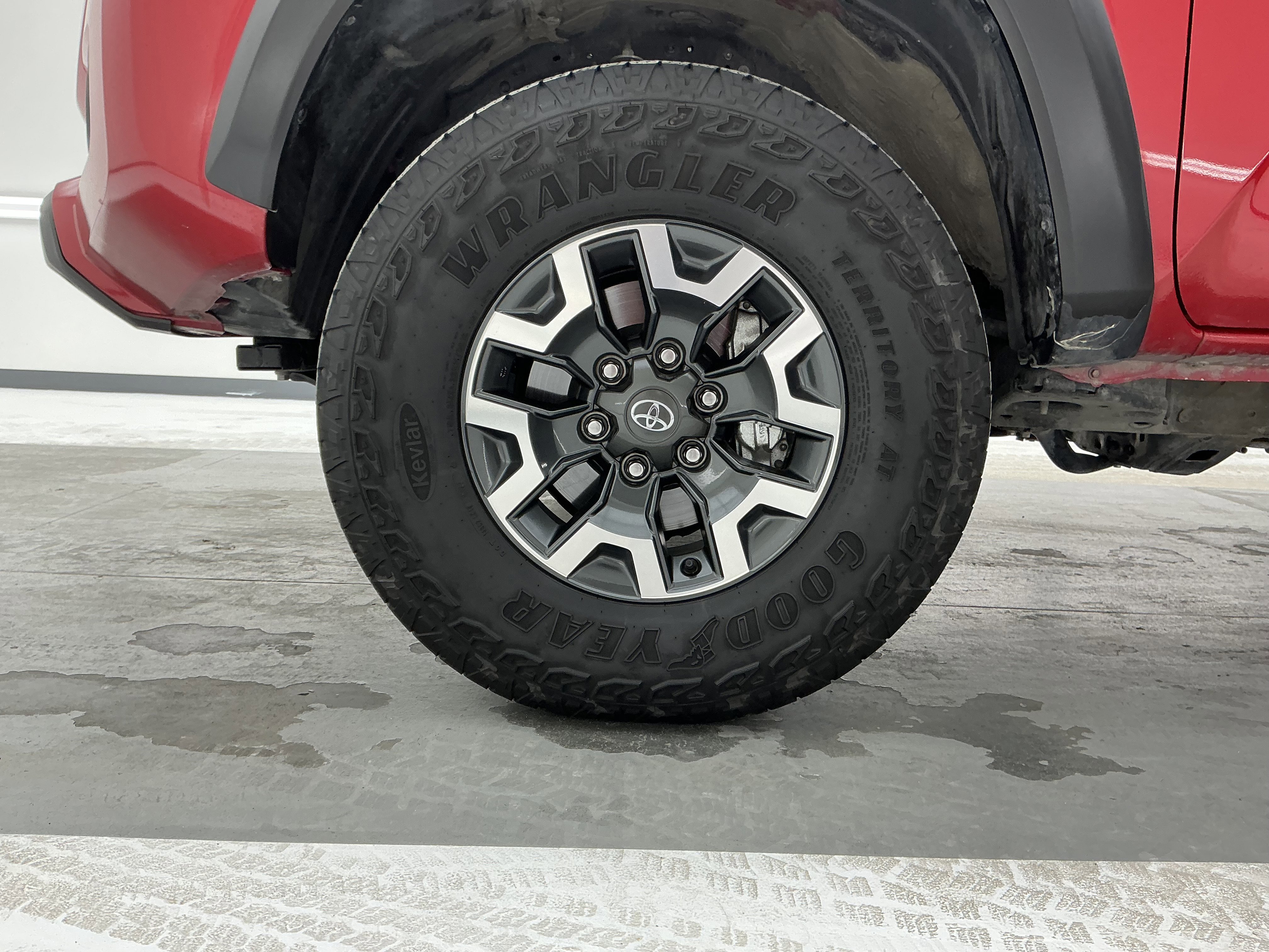 Used 2023 Toyota Tacoma SR image 17