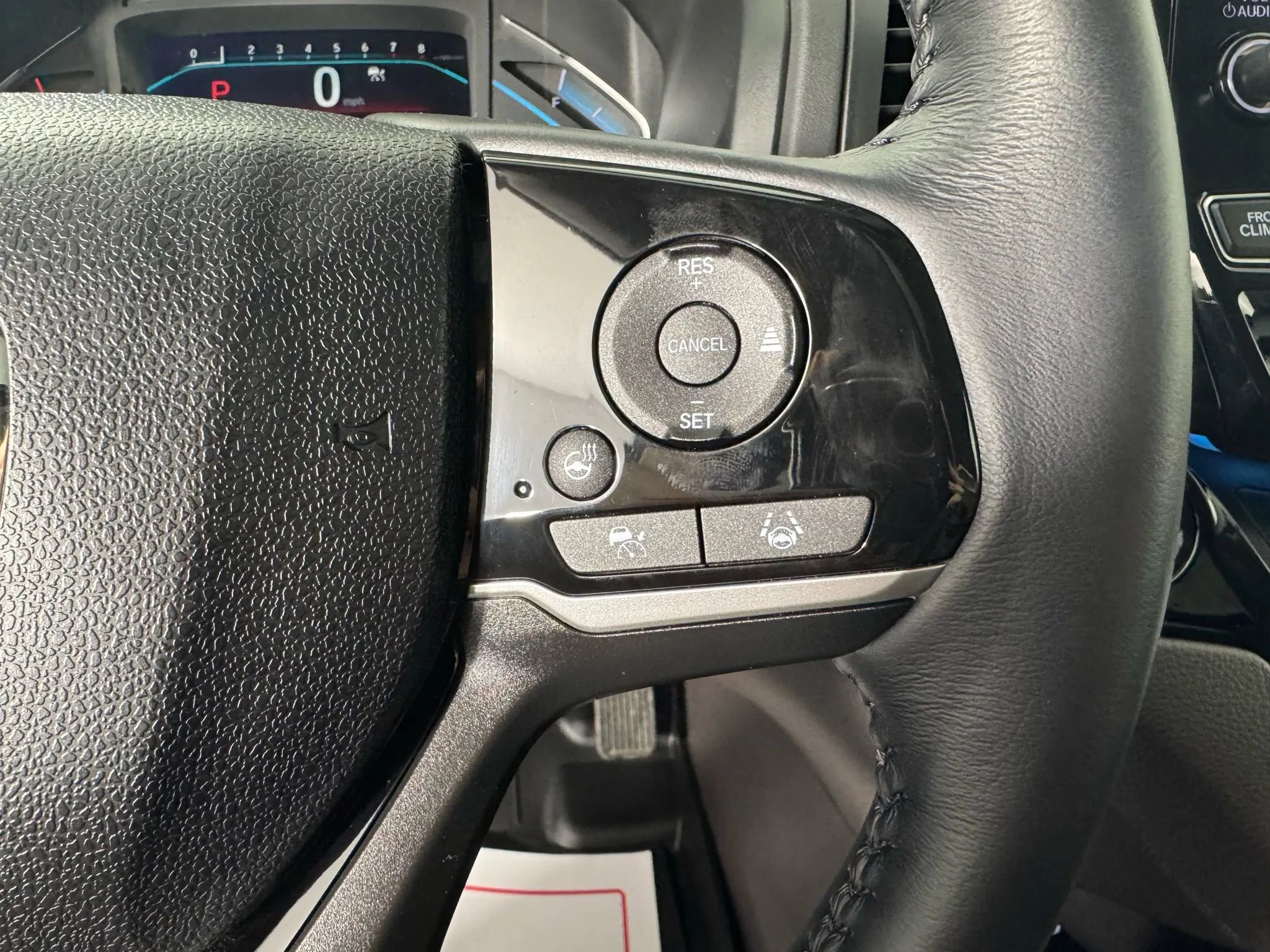 Used 2024 Honda Odyssey Elite image 16