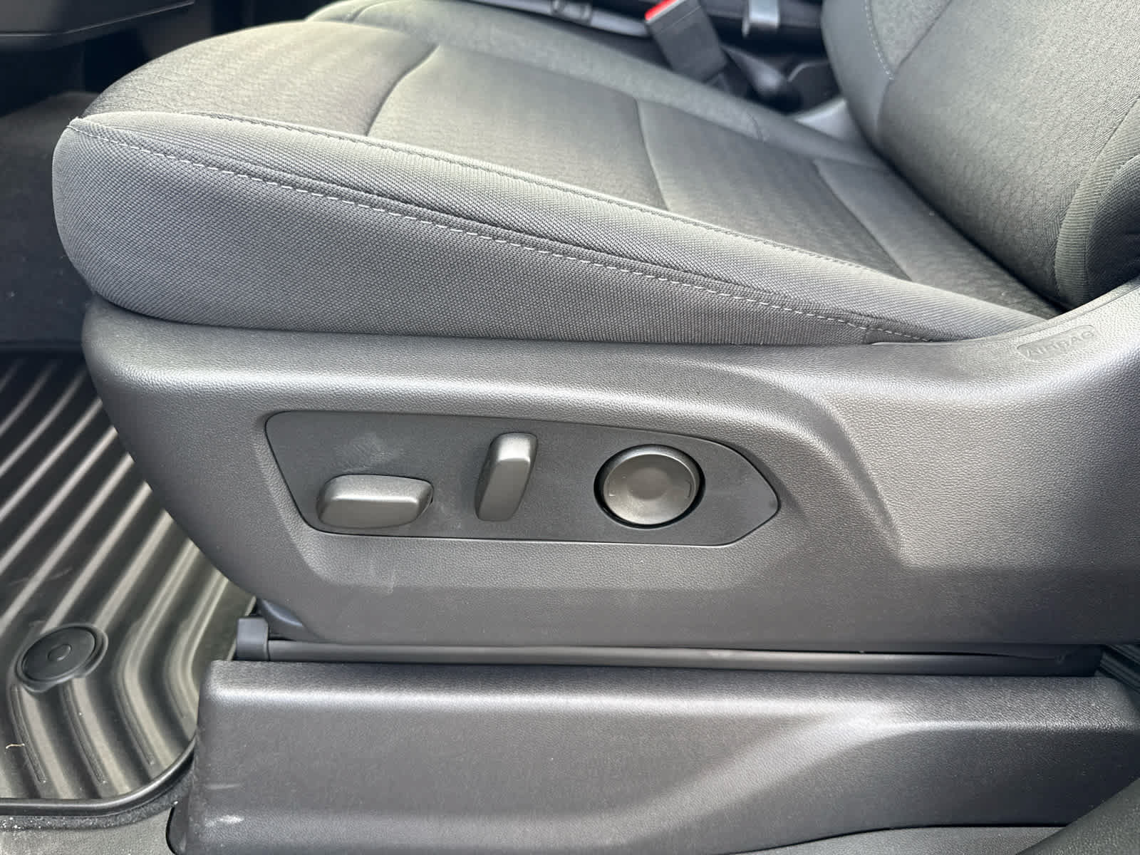 New 2026 Chevrolet Silverado 1500 Custom w/ Turbomax Blackout Package AWD/4WD image 14