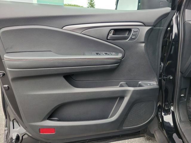 Used 2023 Honda Passport TrailSport image 21