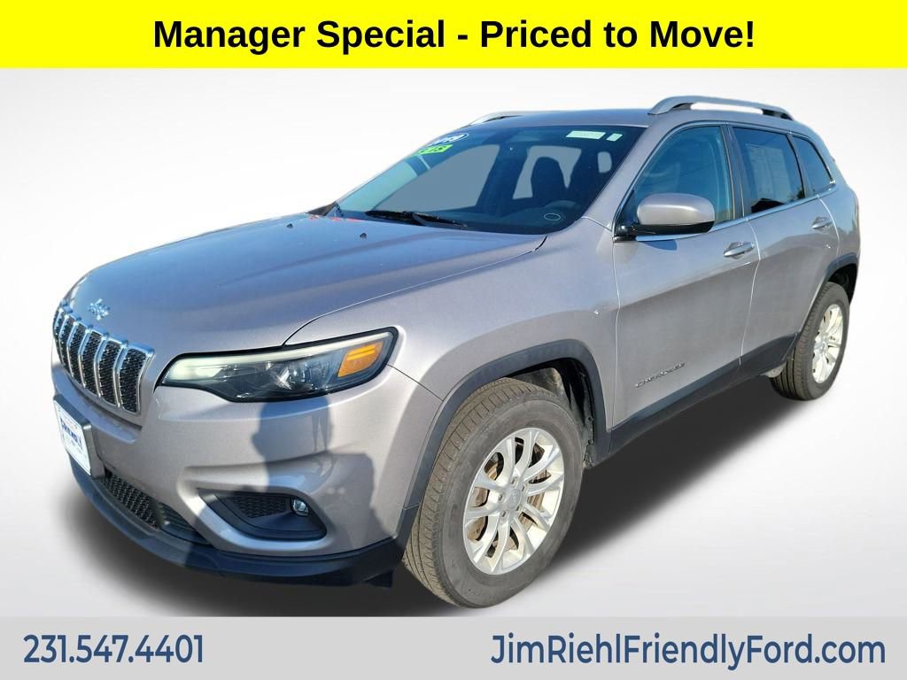 Used 2019 Jeep Cherokee Latitude w/ Popular Appearance Group