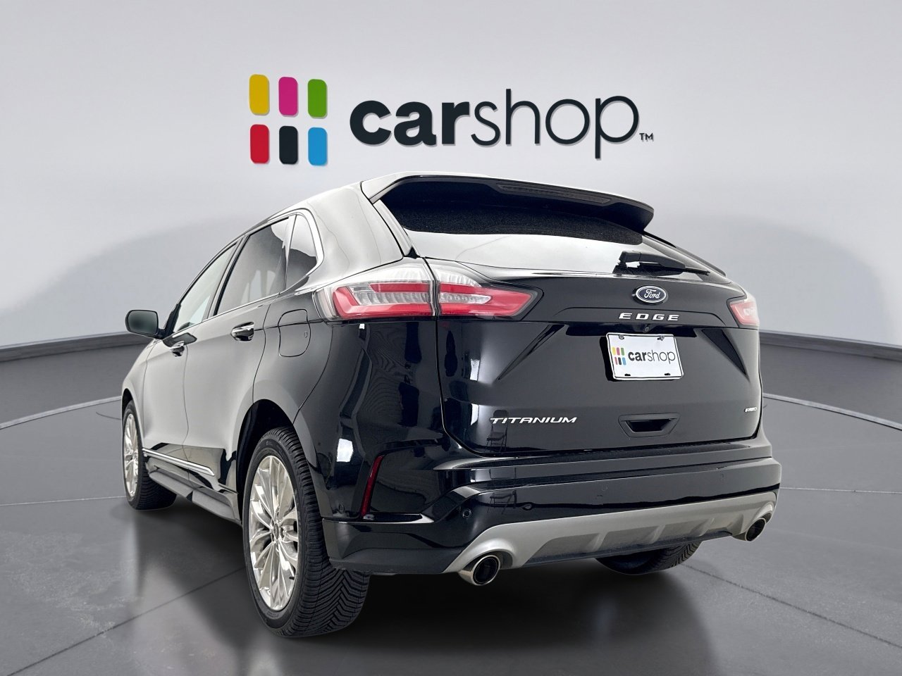 Used 2022 Ford Edge Titanium w/ Equipment Group 301A AWD/4WD image 3