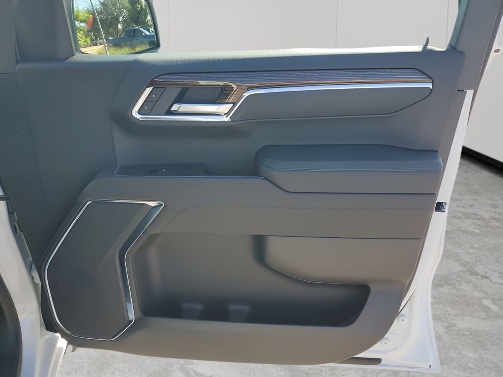 Used 2026 GMC Sierra 1500 Elevation image 38