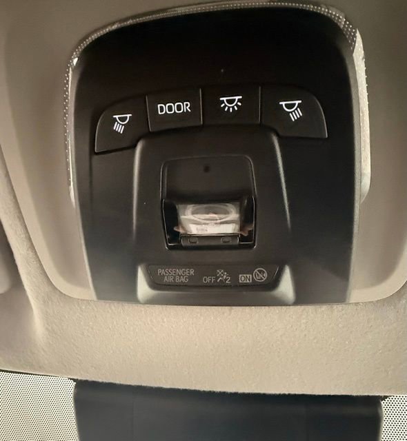 Used 2023 Toyota Corolla Cross LE image 26