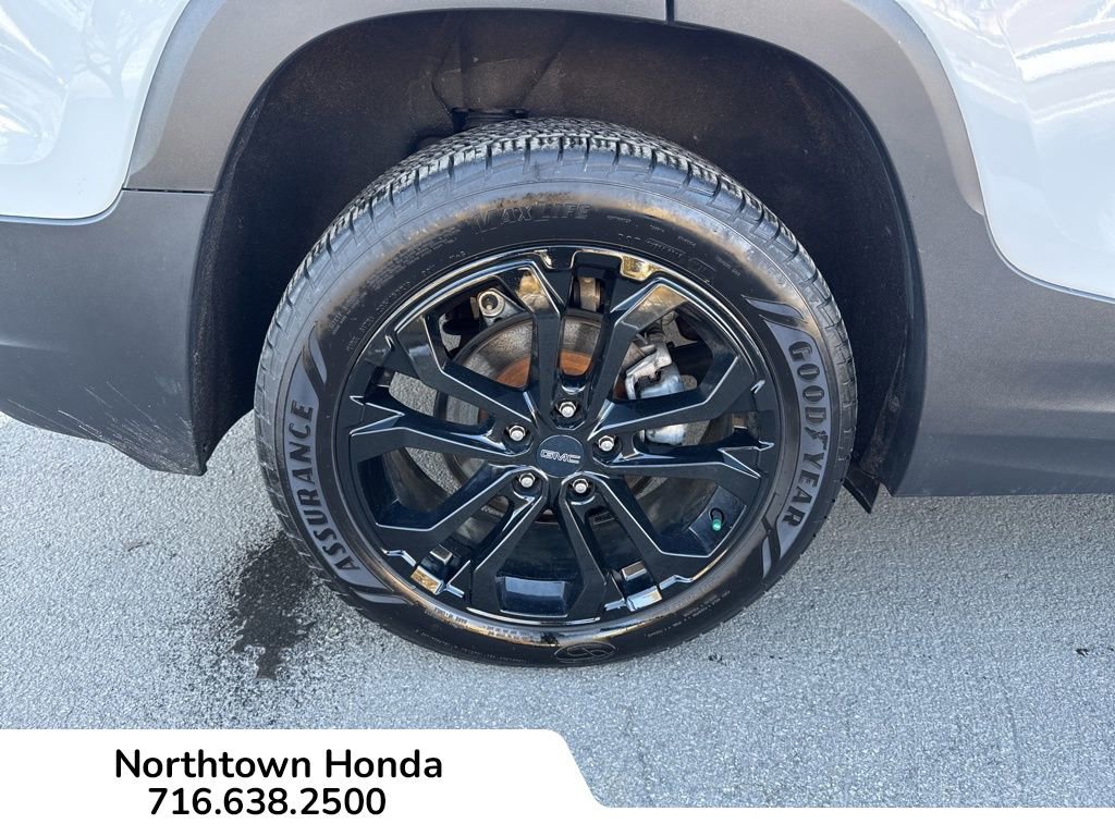 Used 2021 GMC Terrain SLE w/ Driver Convenience Package AWD/4WD image 14