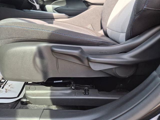 Used 2024 Chevrolet Trax LS w/ LS Convenience Package FWD image 16