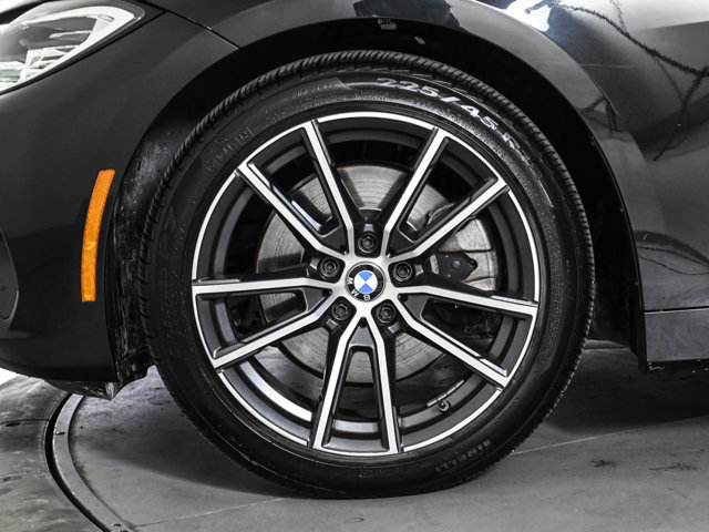 Used 2022 BMW 430i xDrive Convertible w/ Convenience Package AWD/4WD image 24