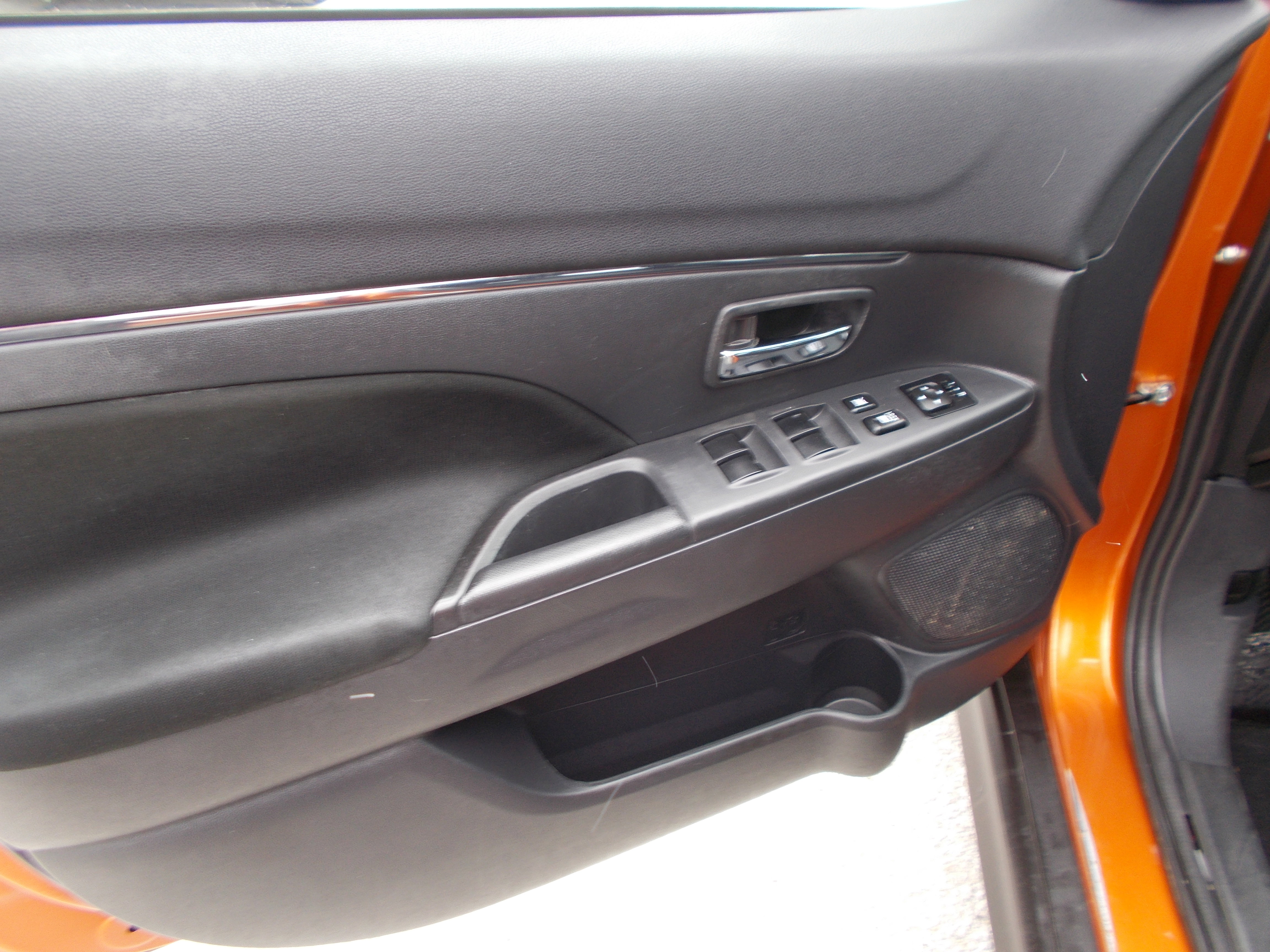 Used 2023 Mitsubishi Outlander Sport SE image 17