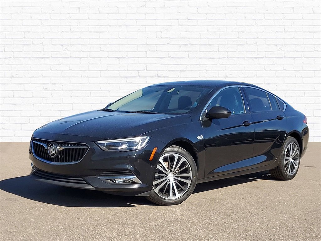 Used 2018 Buick Regal Essence w/ Driver Confidence Package #1