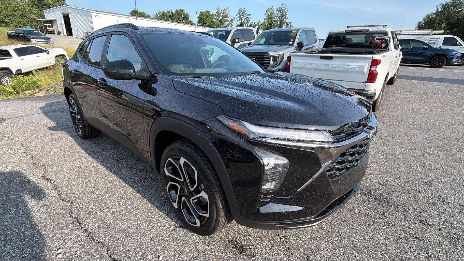 New 2026 Chevrolet Trax RS w/ Sunroof Package FWD image 8