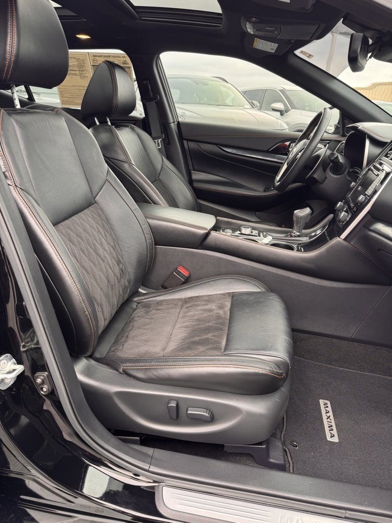 Used 2021 Nissan Maxima SR w/ Sport Mat Group image 12