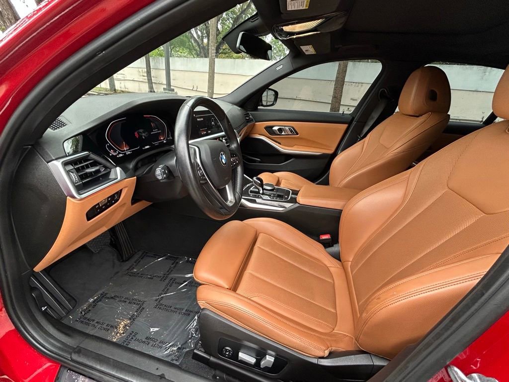 Used 2022 BMW 330i Sedan w/ Driving Assistance Package RWD image 17