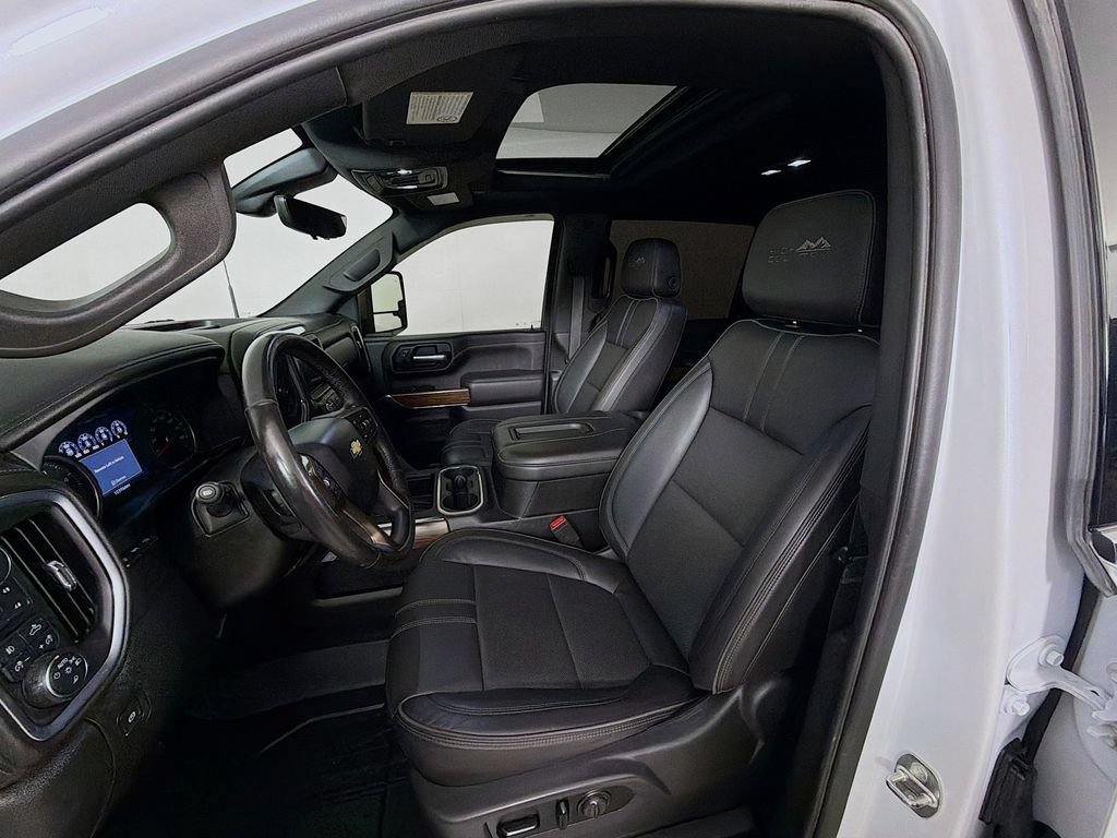 Used 2021 Chevrolet Silverado 3500 High Country w/ Z71 Off-Road Package AWD/4WD image 12