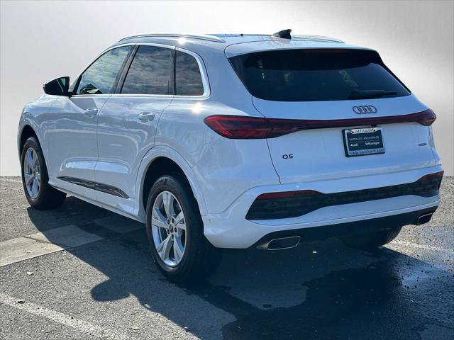 Used 2025 Audi Q5 Premium AWD/4WD image 5