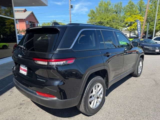 Used 2023 Jeep Grand Cherokee Laredo w/ Luxury Tech Group I AWD/4WD image 15