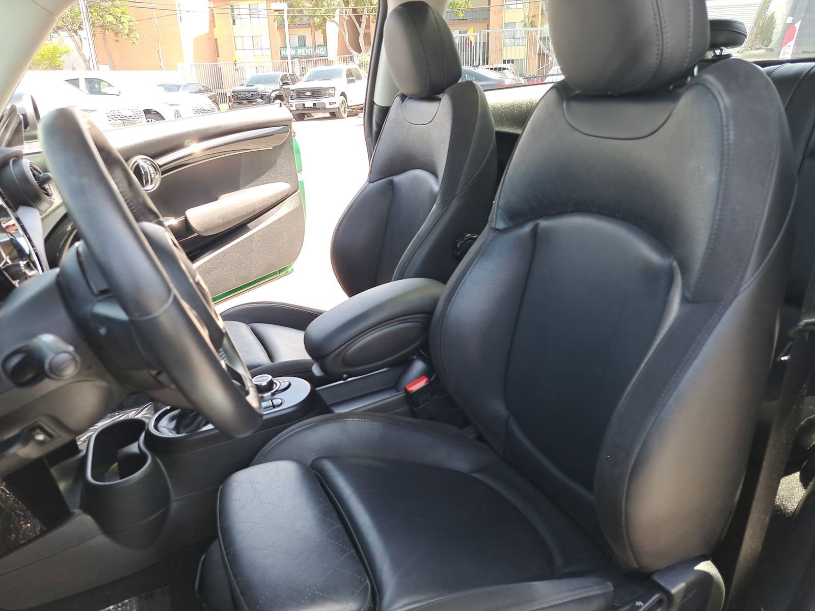 Used 2024 MINI Cooper SE FWD image 14