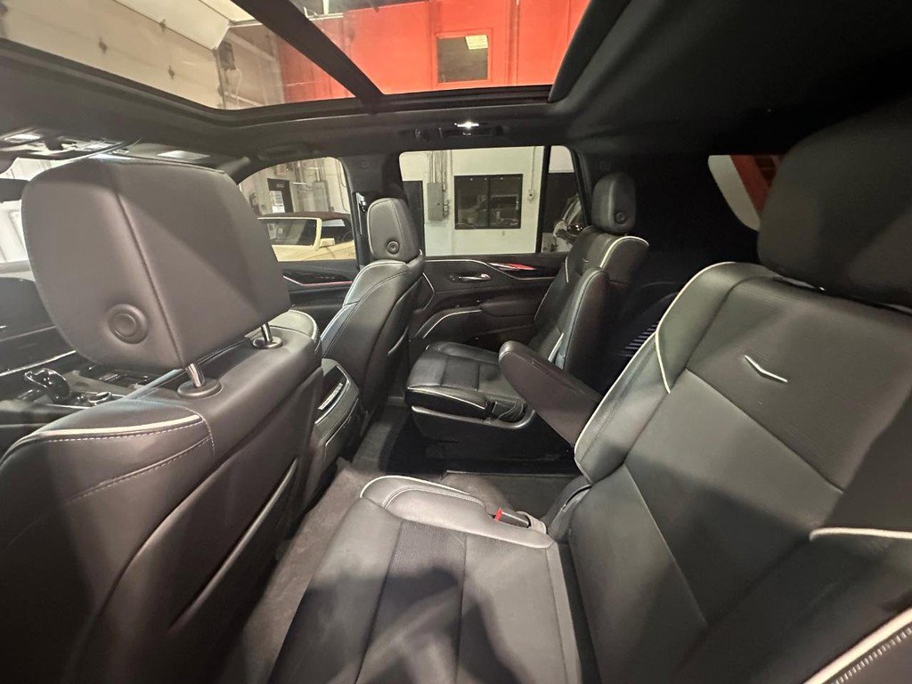 Used 2022 Cadillac Escalade Sport w/ Touring Package AWD/4WD image 16