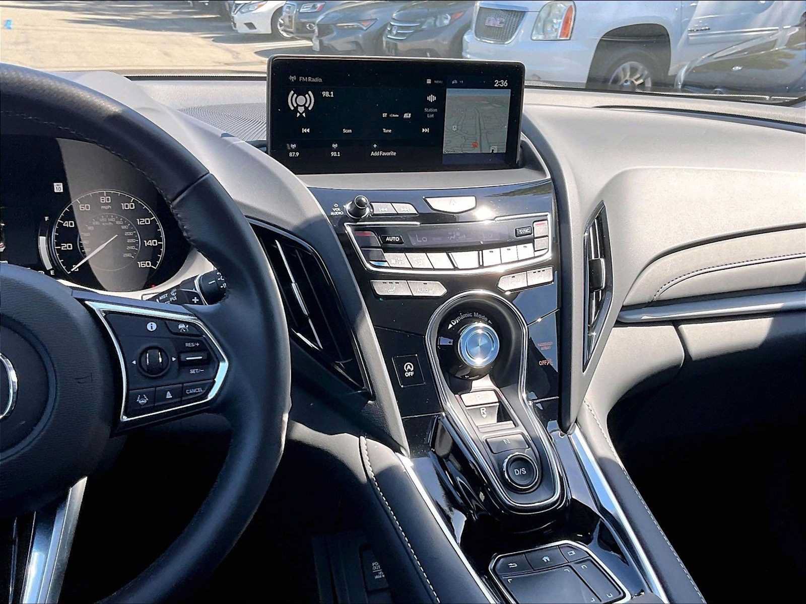 Used 2025 Acura RDX SH-AWD w/ Technology Package image 9
