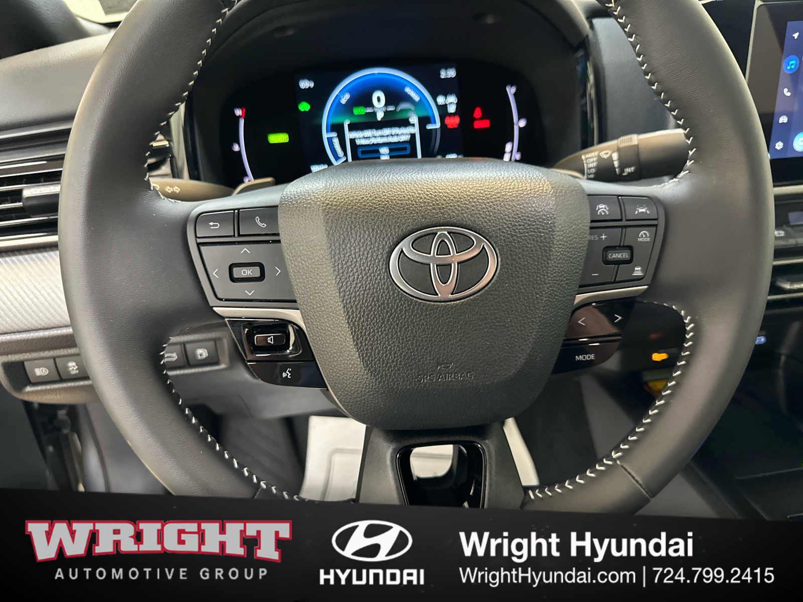 Used 2025 Toyota Camry SE w/ Convenience Package image 20