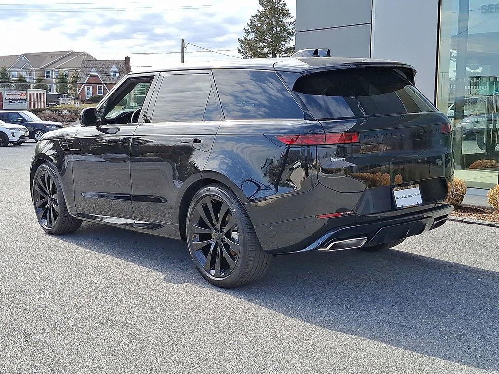 New 2026 Land Rover Range Rover Sport Dynamic SE image 4
