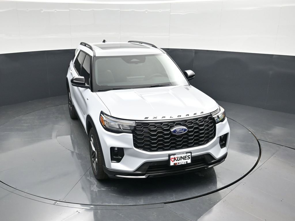 New 2026 Ford Explorer ST-Line w/ ST-Line Street Pack image 47