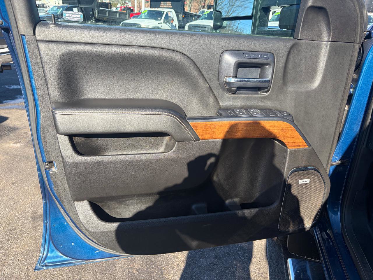 Used 2019 Chevrolet Silverado 2500 High Country w/ Duramax Plus Package AWD/4WD image 21