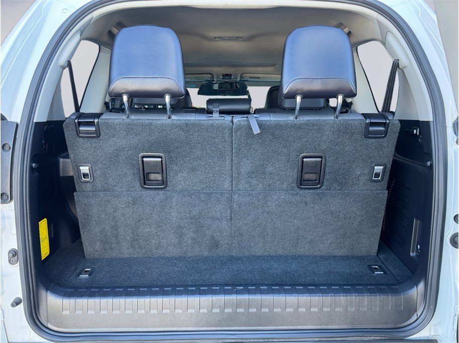 Used 2014 Lexus GX 460 image 27