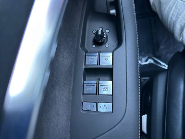Certified 2025 Audi RS 6 performance AWD/4WD image 31