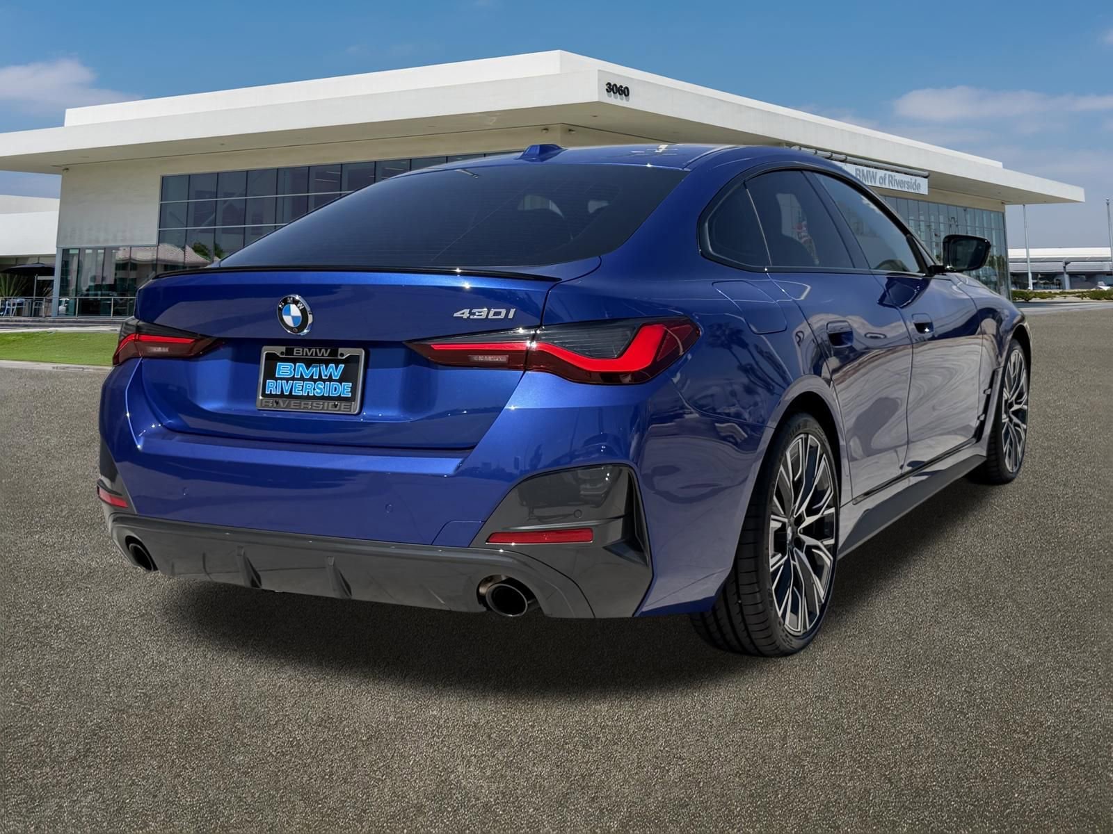 Certified 2023 BMW 430i Gran Coupe w/ M Sport Package RWD image 10