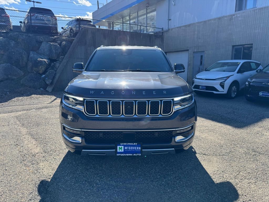 Used 2023 Jeep Wagoneer Series III w/ Convenience Group I AWD/4WD image 9