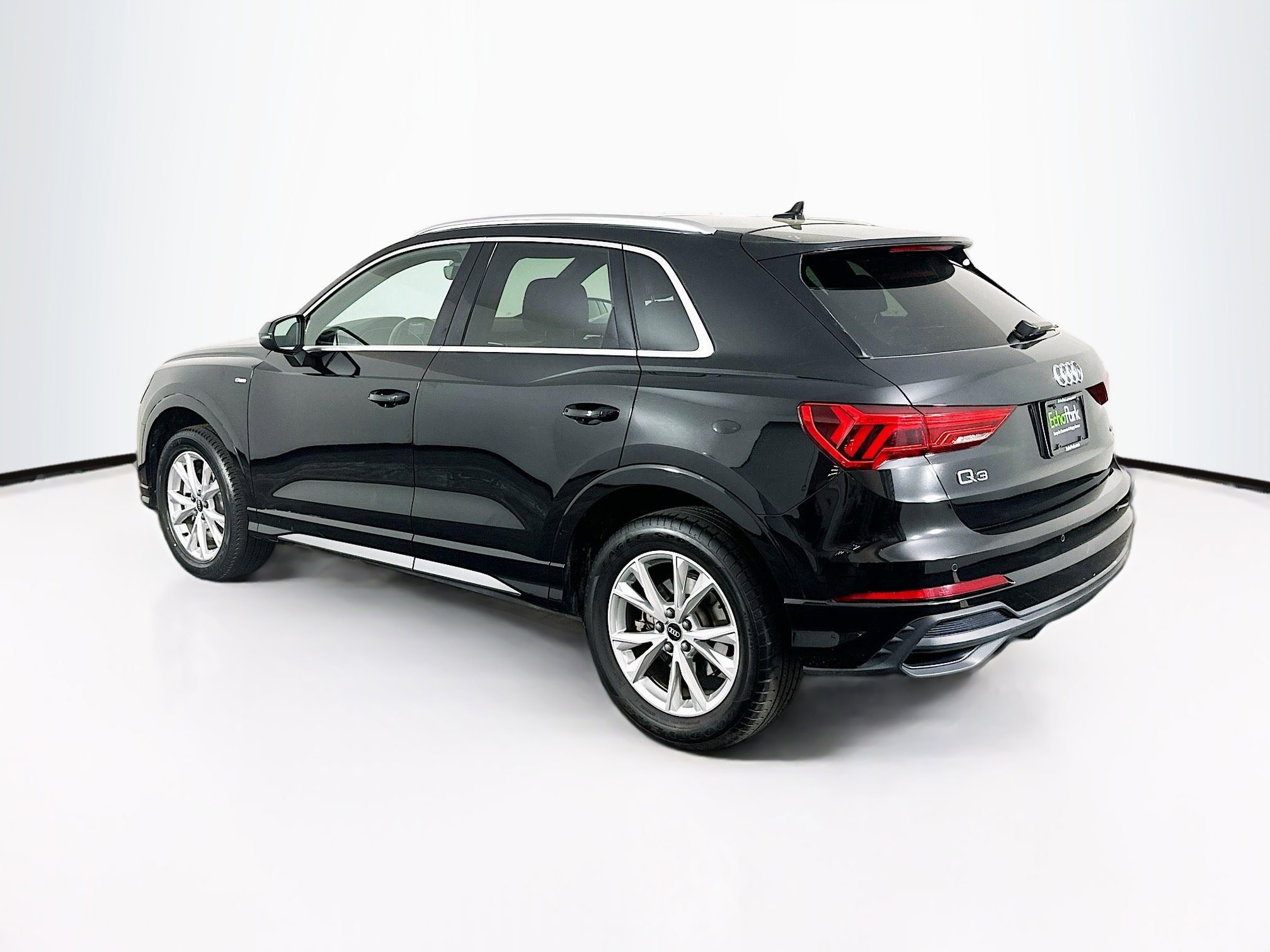 Used 2024 Audi Q3 2.0T Premium image 5