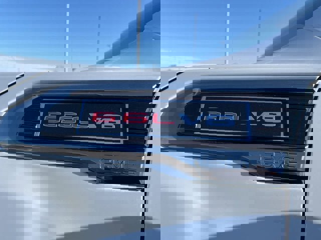 Used 2020 GMC Sierra 2500 AT4 w/ AT4 Premium Package image 10