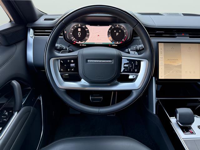 Certified 2024 Land Rover Range Rover Long Wheelbase Autobiography image 14