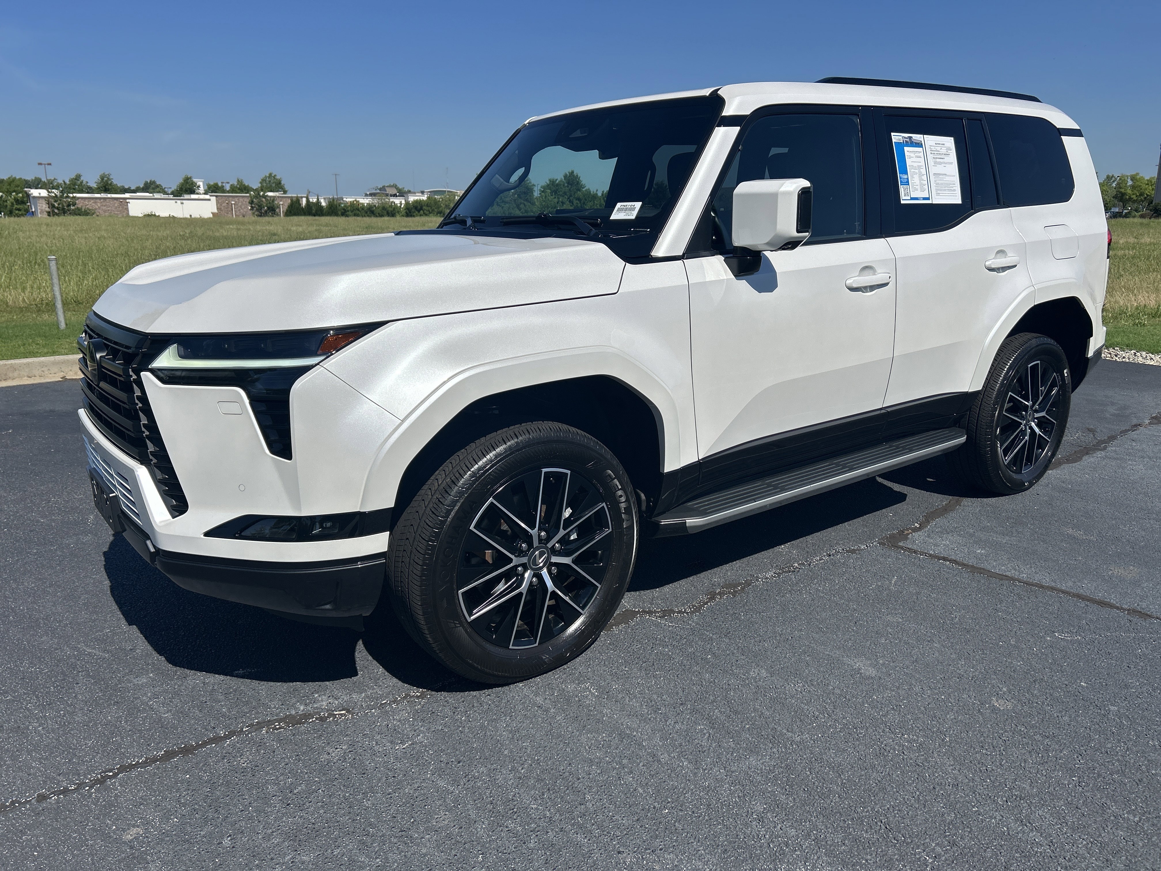 Used 2024 Lexus GX 550 w/ Cold Area Package AWD/4WD image 5