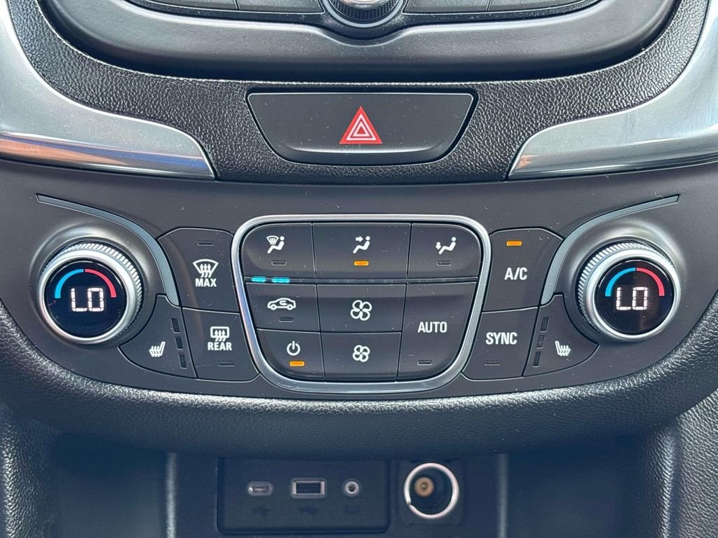 Used 2019 Chevrolet Equinox LT AWD/4WD image 25