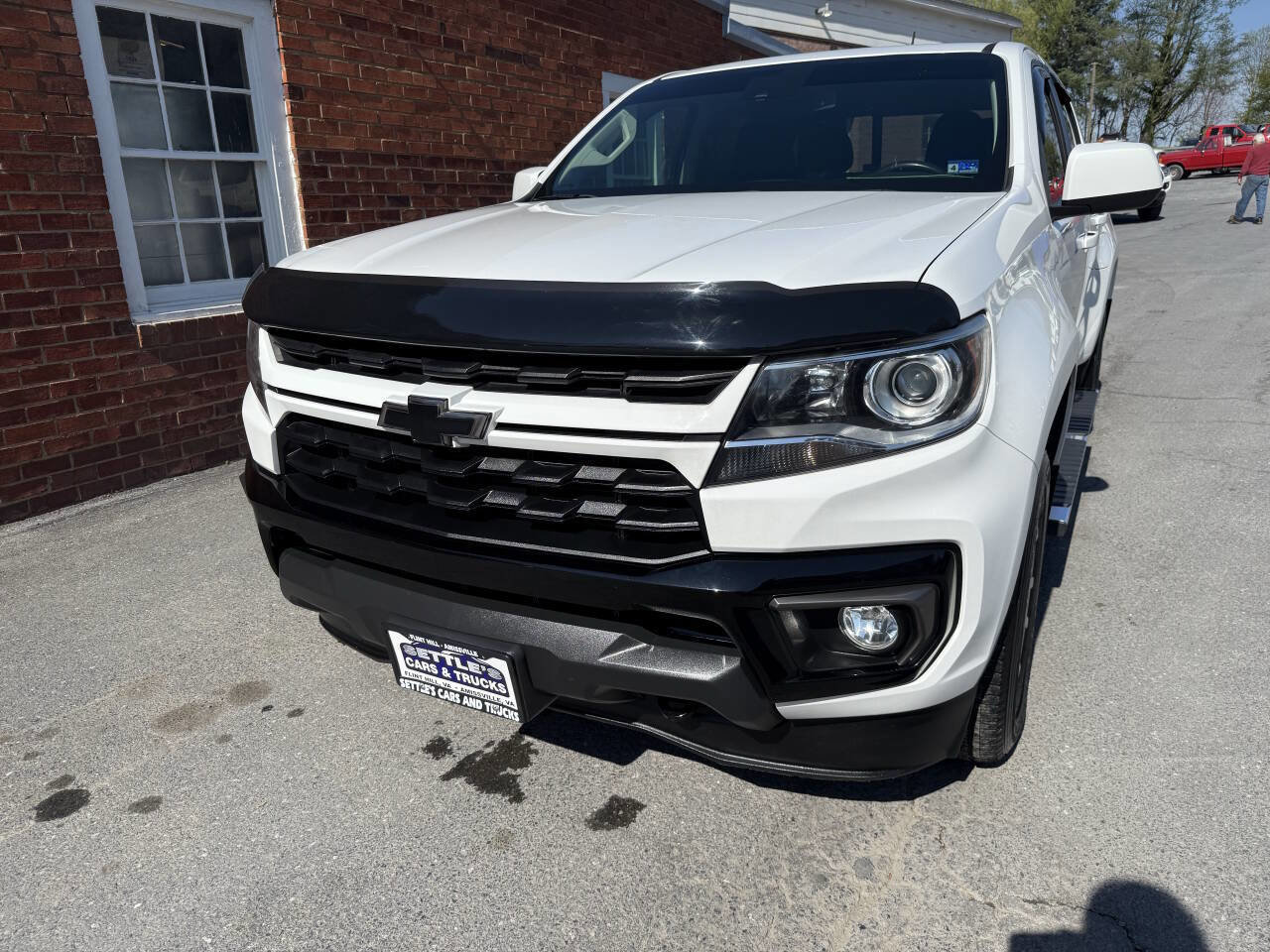 Used 2022 Chevrolet Colorado LT w/ Luxury Package AWD/4WD image 2