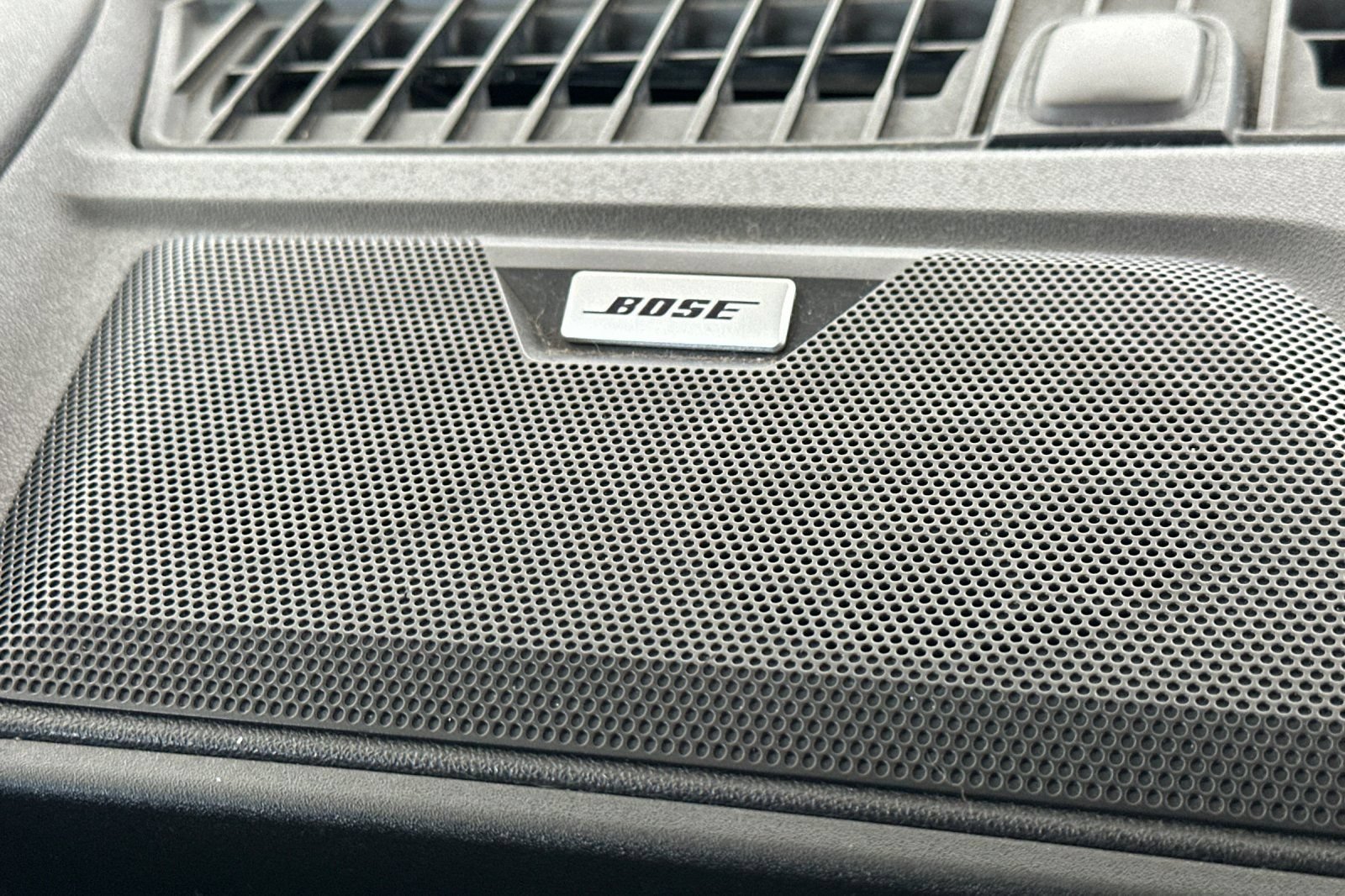 Certified 2024 GMC Canyon AT4X AWD/4WD image 22